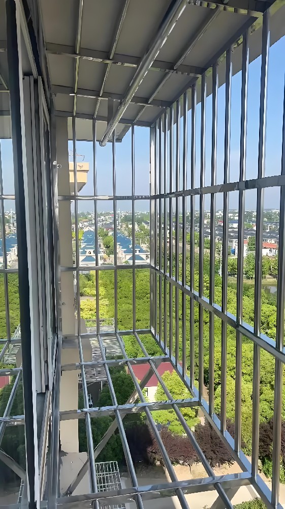 不锈钢防盗网护栏等系列
